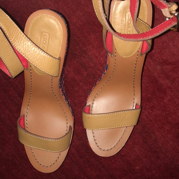 Coach platform wedges leather  size 8.5 - Picture 5 of 7